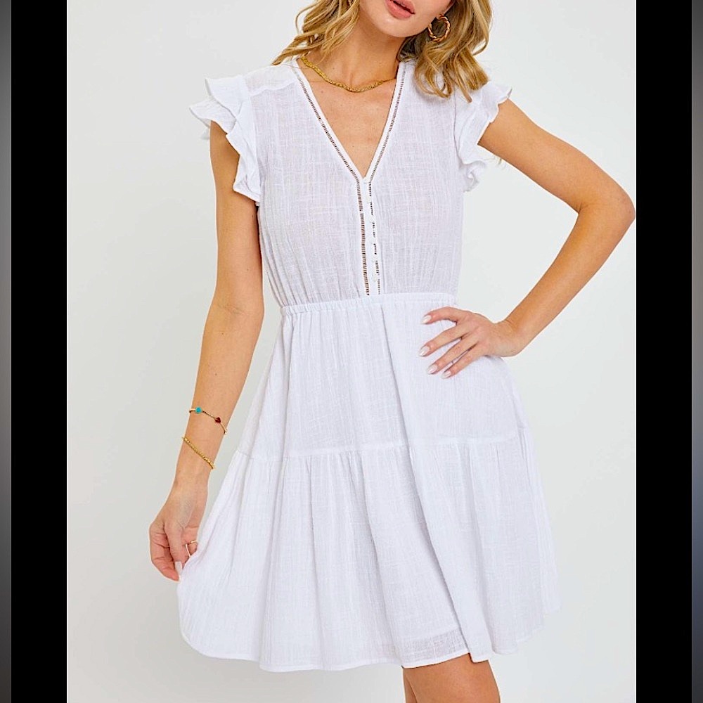 Olivaceous - 💯 Cotton, White Ruffle Dress. (M)